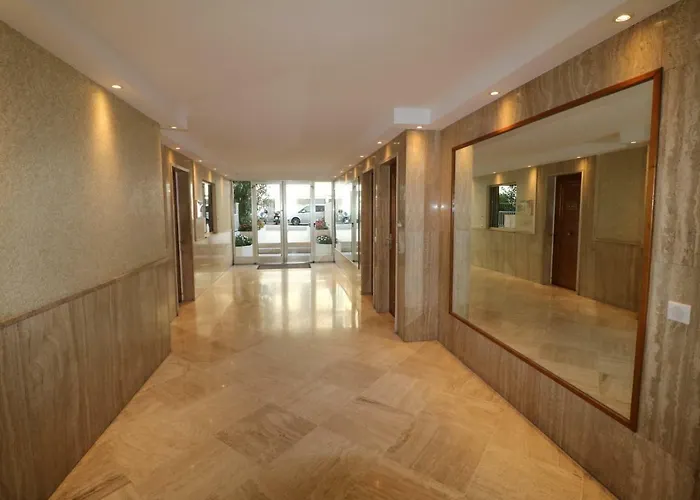 Amazing Sea View 2 Bedroom Front 303 Cannes